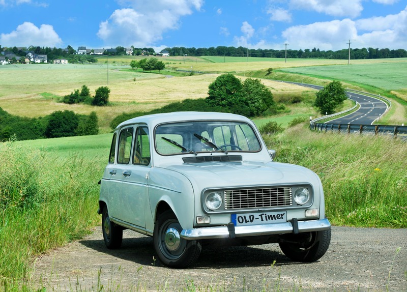 Renault 4 l'une des voitures préférés des français Renault 4 l'une des voitures préférés des français